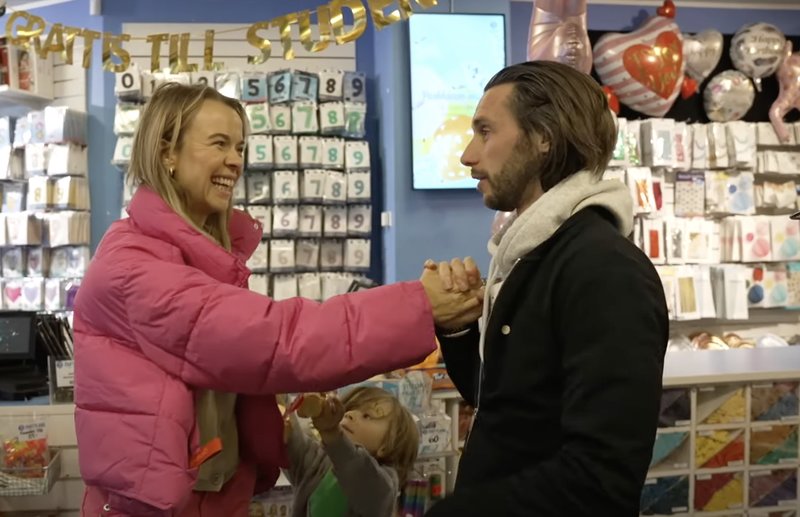 Jacob Liebermanns vågade förslag till Margaux Dietz: “Bara du och jag…” Jacob Liebermanns vågade förslag till Margaux Dietz: “Bara du och jag…”